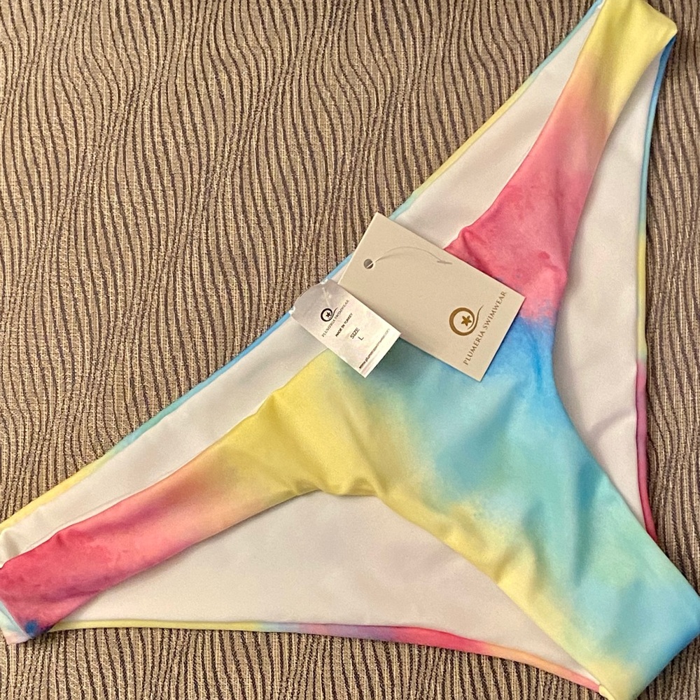 Plumria Swimwear "Trouble in Paridise" Bottom
